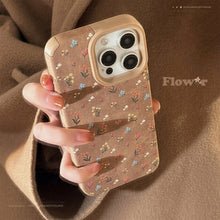 Load image into Gallery viewer, Leather gentle small floral application iphone16 apple 15 mobile phone case 17promax retro 13 autumn and winter literature and art
