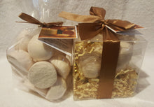 Load image into Gallery viewer, Oatmeal, Milk &amp; Honey 14-pack Bath Bomb Gift Set