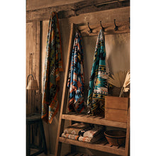 Load image into Gallery viewer, Dreamcatcher Falls Throw