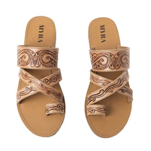 Load image into Gallery viewer, Delia Ridge Sandals In Brown