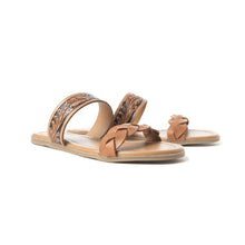 Load image into Gallery viewer, Diamond Ridge Sandals In Black and Brown