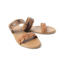 Load image into Gallery viewer, Diamond Ridge Sandals In Black and Brown