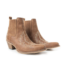 Load image into Gallery viewer, Dearling Ranch Booties In Brown
