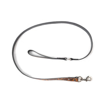 Load image into Gallery viewer, Clairmonte Dog Leash In Light Brown
