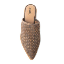Load image into Gallery viewer, Spurloom Braided Sandals in Espresso Brown