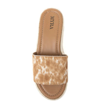 Load image into Gallery viewer, Mesa Mane Hairon Leather Sandals in Brown &amp; White