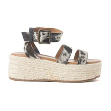 Load image into Gallery viewer, Longhorn Lasso Leather Sandals in Cowprint Hairon