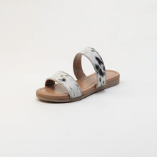 Load image into Gallery viewer, Vaquero Leather Hairon Sandals in Black &amp; White