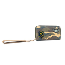 Load image into Gallery viewer, Myra Ranger’s Day Wallet in Moss Camo Green