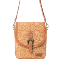 Load image into Gallery viewer, Yellowstone Rodeo Riverbend Weaved Buckle Bag