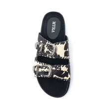 Load image into Gallery viewer, Myra Coyote Crest Hairon Leather Sandals in Vanilla White