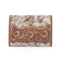 Load image into Gallery viewer, Myra Dune Wave Trail Credit Card Holder in Brindle Ivory