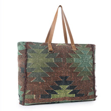 Load image into Gallery viewer, Myra Canyon Range Weekender Bag in Olive Green