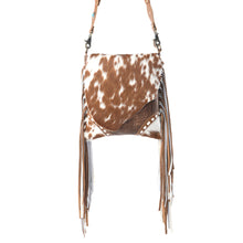 Load image into Gallery viewer, Myra Mesa Concealed Carry Bag in Prairie Fawn