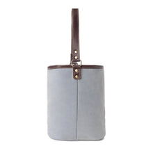 Load image into Gallery viewer, Myra Textura Cotton &amp; Leather Wine Holder in Saddle Frost
