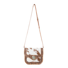 Load image into Gallery viewer, Myra Yellowstone Frontier Ridge Handtooled Bag in Oat Mocha