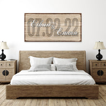 Load image into Gallery viewer, Couple Wedding Date Sign