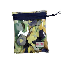 Load image into Gallery viewer, Multi-Use Clear Front Pouch