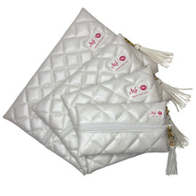 Load image into Gallery viewer, Quilted Pearl