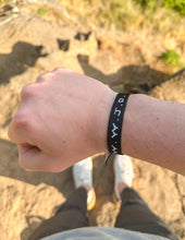 Load image into Gallery viewer, WWJD Bracelet