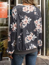 Load image into Gallery viewer, Printed V-Neck Long Sleeve Sweatshirt