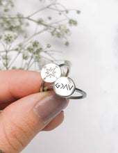 Load image into Gallery viewer, Compass Ring
