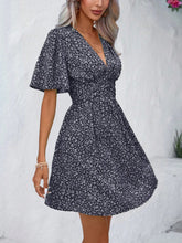 Load image into Gallery viewer, Printed V-Neck Half Sleeve Mini Dress