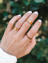 Load image into Gallery viewer, Highs and Lows Matte Gold Ring