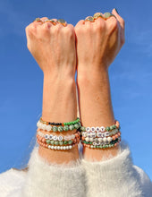 Load image into Gallery viewer, Howlite Stacker Bracelet
