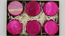 Load image into Gallery viewer, Gift Set with 6 Aromatherapy Shower Tablets - Wildberry - 100% Essential Oil Blends "SERENE"