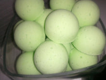 Load image into Gallery viewer, 14 bath bombs in Key Lime Pie fragrance, gift bag bath fizzies with shea butter, great for kids...and adults too