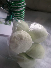 Load image into Gallery viewer, 14 bath bombs in Key Lime Pie fragrance, gift bag bath fizzies with shea butter, great for kids...and adults too