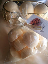 Load image into Gallery viewer, 14 bath bombs 1 oz each (Honey Almond) gift bag bath fizzies, great holiday fragrance