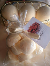 Load image into Gallery viewer, 14 bath bombs in Honey Almond fragrance gift bag bath fizzies, ultra moisturizing for a luxurious bath