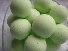 Load image into Gallery viewer, 14 bath bombs (select from over 100 fragrances) Fragrances L thru S
