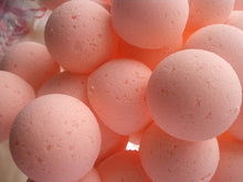 Load image into Gallery viewer, 14 bath bombs Ginger Peach (Pier 1 Type) gift bag bath fizzies, great for dry skin, shea, cocoa, 7 ultra rich oils