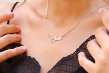 Load image into Gallery viewer, Twist Chain Name Necklace | Personalized 14K Gold Filled Jewelry | Custom Gold Necklace for Unique Style