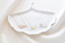 Load image into Gallery viewer, Personalized Name Necklace in Gold &amp; Silver | Solid 925 Sterling Silver | Perfect Gift for Best Friends