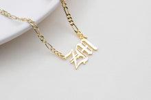 Load image into Gallery viewer, Elegant Initial Necklace with Figaro Chain - Personalize Your Style