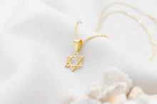 Load image into Gallery viewer, Elegant Sterling Silver Magen David Charm