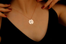 Load image into Gallery viewer, Personalized Pet Paw Print Necklace | Perfect Gift for Dog &amp; Cat Lovers