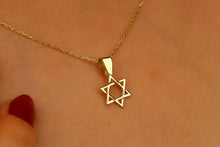 Load image into Gallery viewer, Elegant Sterling Silver Magen David Charm
