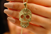 Load image into Gallery viewer, Eternal Edge Skull Necklace - Bold Design for Fearless Souls