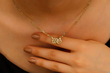 Load image into Gallery viewer, Elegant Initial Necklace with Figaro Chain - Personalize Your Style