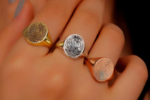 Load image into Gallery viewer, Fingerprint Jewelry Co. Custom Fingerprint Ring in Sterling Silver – Personalized Memorial Gift