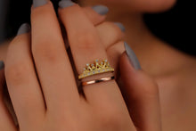 Load image into Gallery viewer, Gold Queen Crown Ring with Elegant Rose Band