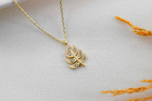 Load image into Gallery viewer, Radiant Jewel Diamond Leaf Pendant Necklace – Exquisite Monstera Leaf Design, Perfect Tropical Charm for Every Occasion