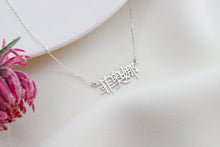 Load image into Gallery viewer, Inspire Your Identity - Personalized Chinese Name Necklace with Elegant Design