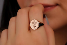 Load image into Gallery viewer, Blooming Birth flower Bouquet Ring - Customizable Month Flower Jewelry in Silver, Gold &amp; Rose Gold