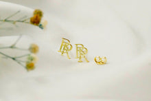 Load image into Gallery viewer, Silver and Co. Intertwined Initial Stud Earrings - Personalized Monogram Jewelry for a Unique Touch